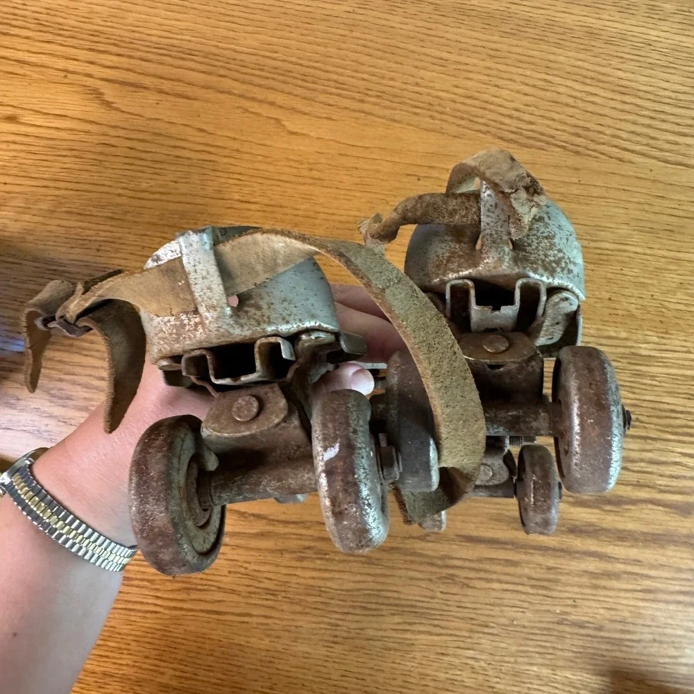 Vintage Kingston Olympic‎ Metal Roller Skates Adjustable Antique Decor